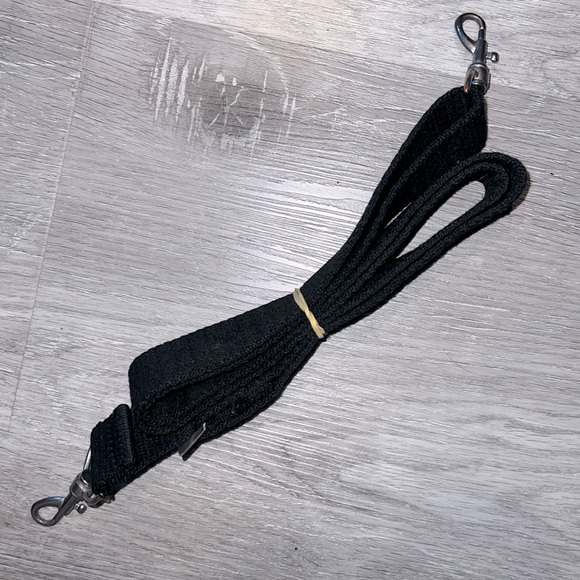 Black wide adjustable crossbody bag strap! - Picture 2 of 2